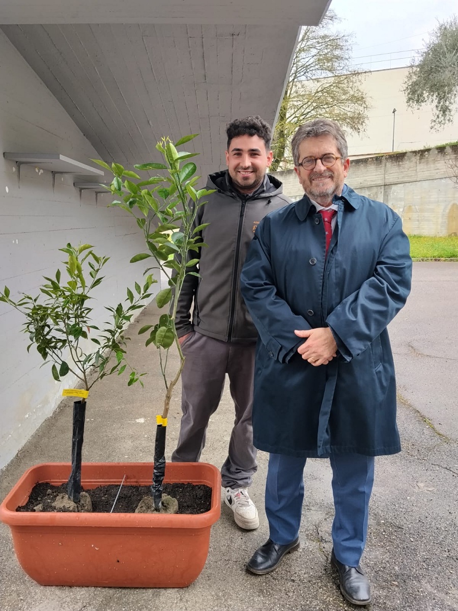 Francesco Truzzolino di "Profumi di Zagara" e sindaco Giampiero Fossi