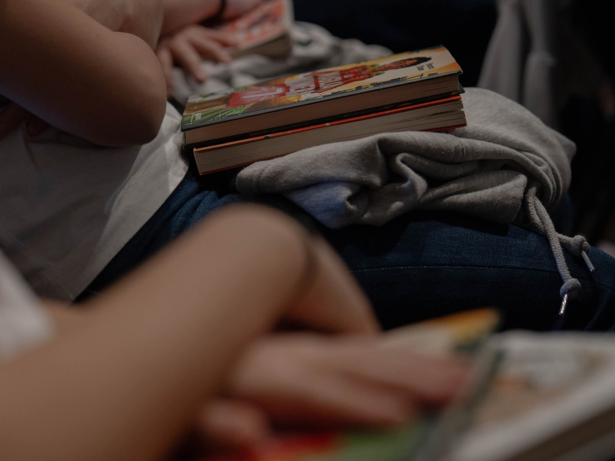 Incontri un monte di libri