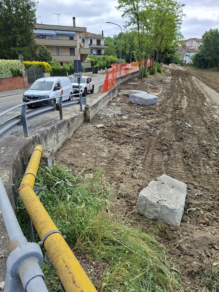 Torrente Agliena, in corso gli interventi di consolidamento