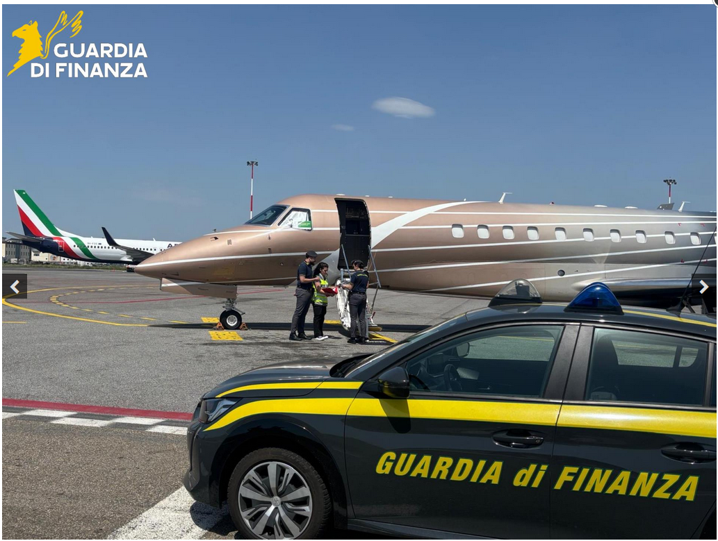 Scoperta evasione fiscale da oltre 4 milioni di euro nel settore dei voli privati (Fonte foto comunicato sala stampa Guardia di Finanza)
