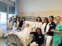 foto coniugi con equipe Cure Intermedie