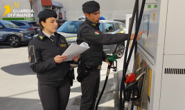 GdiF Firenze: Caro-Carburante. Intensificati i controlli contro speculazioni e possibili fenomeni fraudolenti (frame da video GdiF)