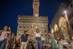 Torna &rsquo;Walking Thérapie&rsquo;, l&rsquo;evento itinerante e interattivo che ha come scenografia la città di di Firenze e i suoi abitanti (Foto Marco Borrelli - Fonte comunicato ufficio stampa Teatro della Toscana)