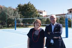 Inaugurazione campo sportivo outdoor succursale Calamandrei (nella foto da sx la Vice preside Tamara Taiti, il consigliere metropolitano Nicola Armentano) Fonte foto Antonello Serino Redazione MET - Ufficio Stampa